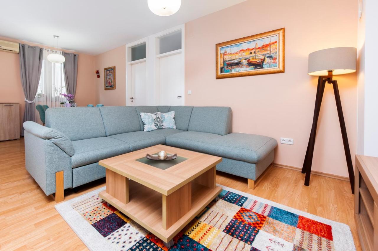 Apartment Deluxe Rovinj Extérieur photo