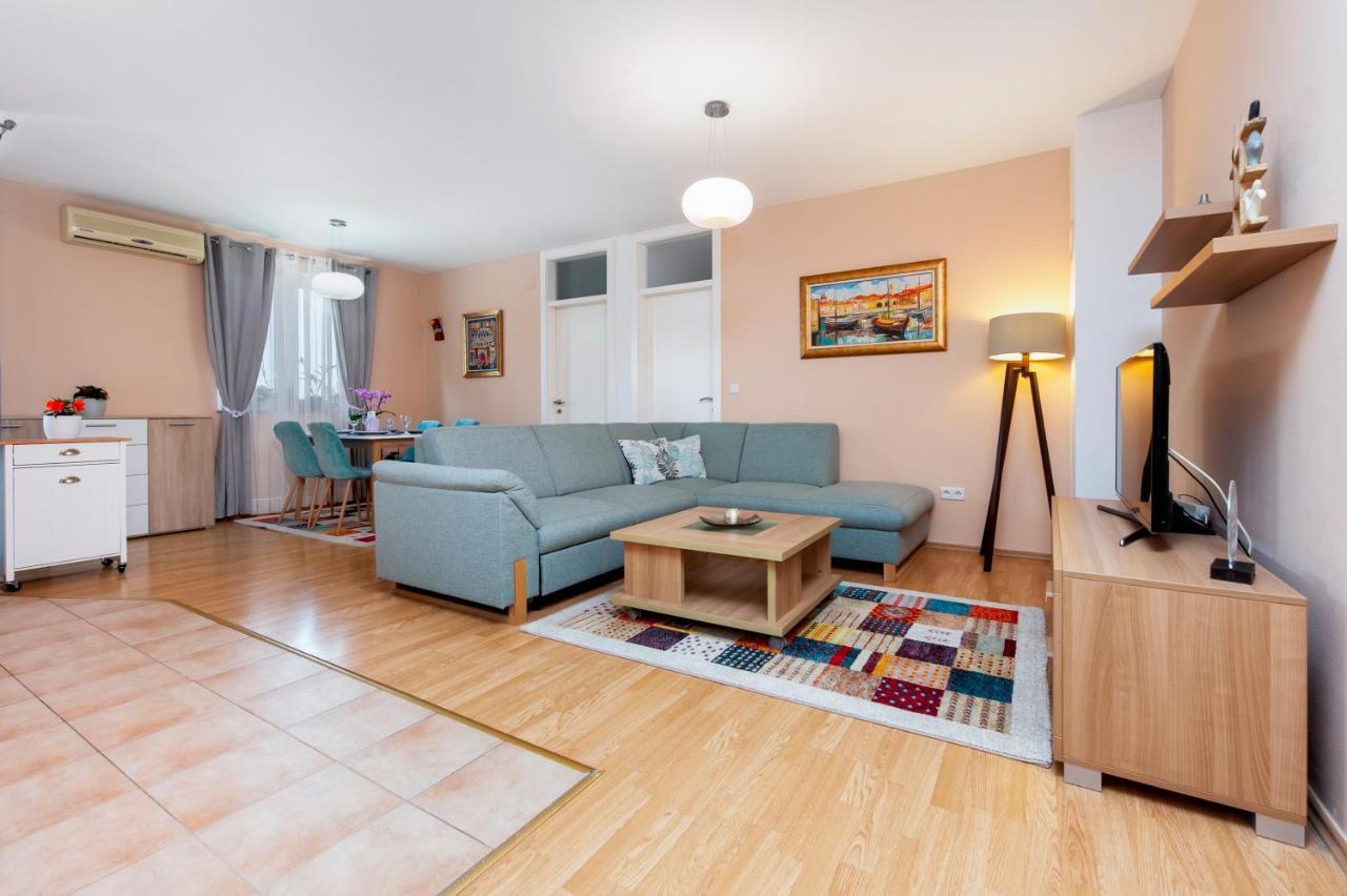 Apartment Deluxe Rovinj Extérieur photo
